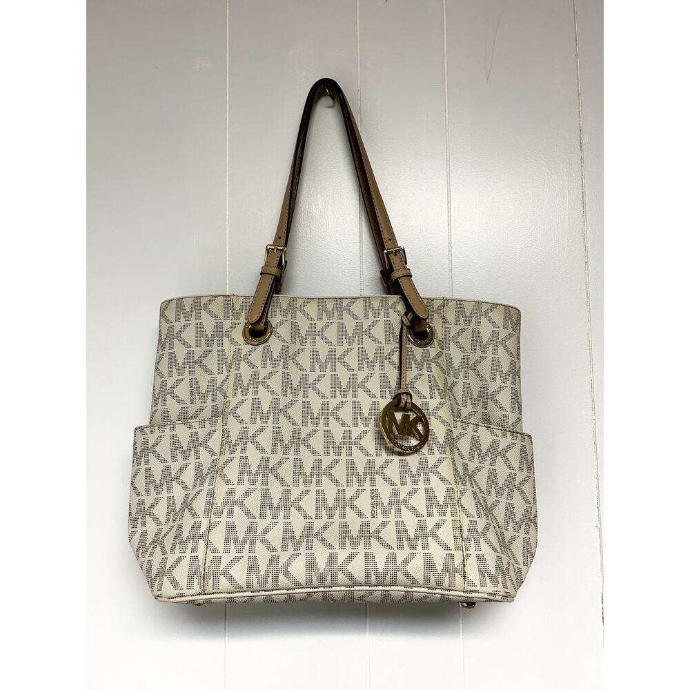 Michael Kors Monogram Tote Bag – Light Beige – Classic Everyday Style